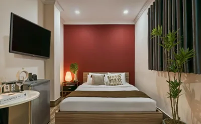 스몰 더블룸 — The Passion Hotel Airport - 5 minutes to Tan Son Nhat