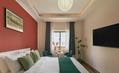 가든 뷰 킹룸 — The Passion Hotel Airport - 5 minutes to Tan Son Nhat